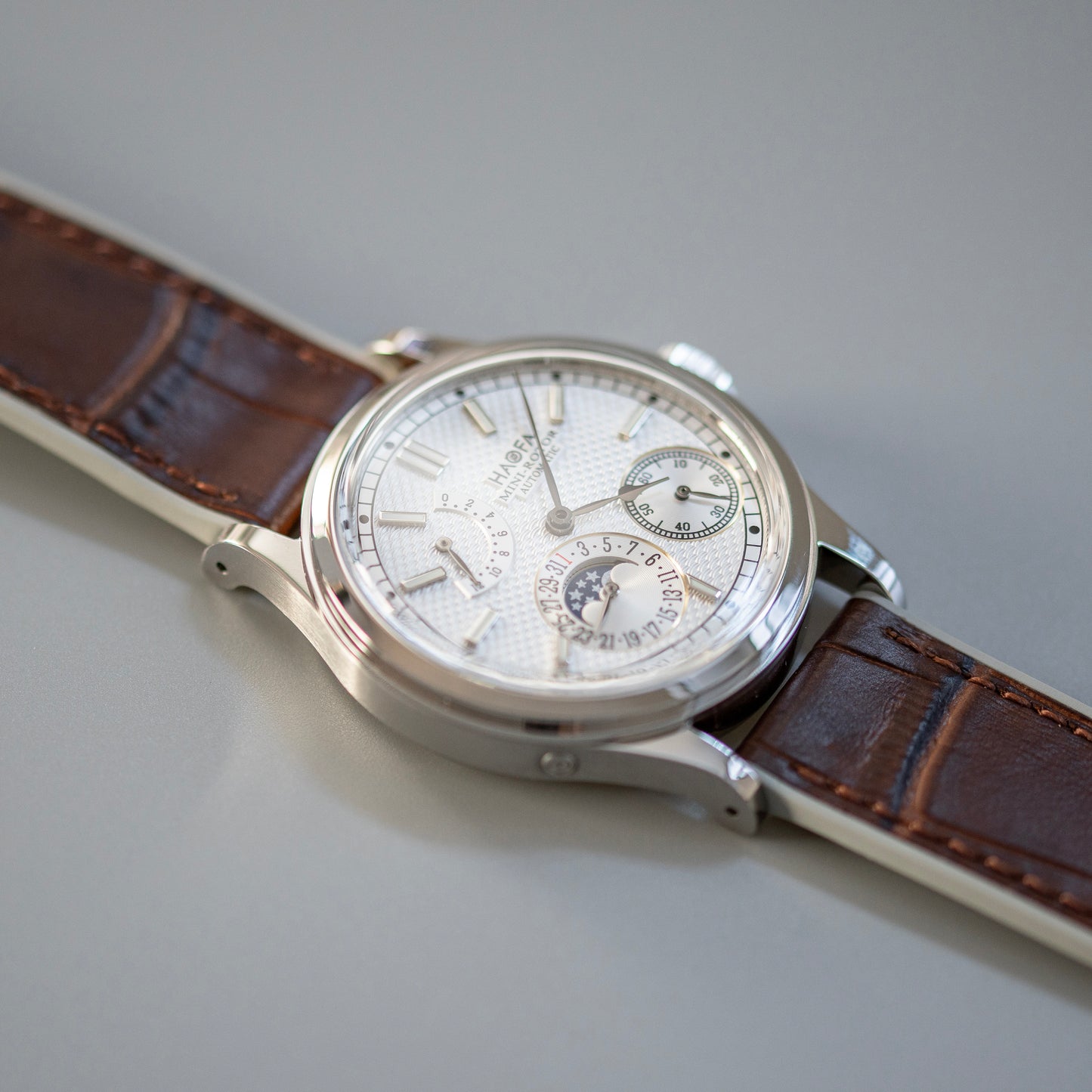 Haofa 2372 Calendar Display Moon Phase Micro Rotor Geneva Stripes Automatic Mechanical Watch